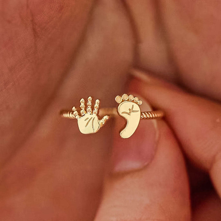 Nerila – Motherhood Symbol Ring
