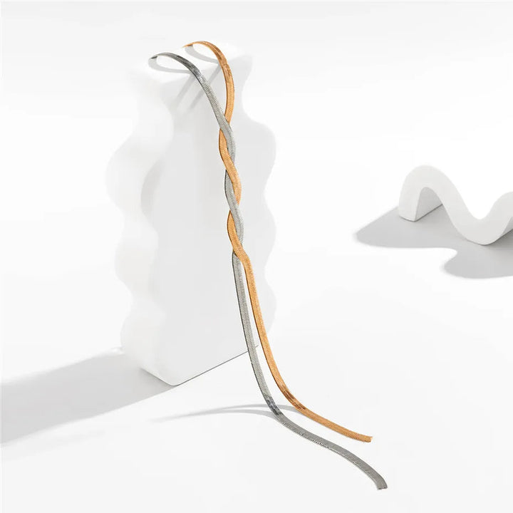 Flaira – Adjustable Snake Chain in Gold Look
