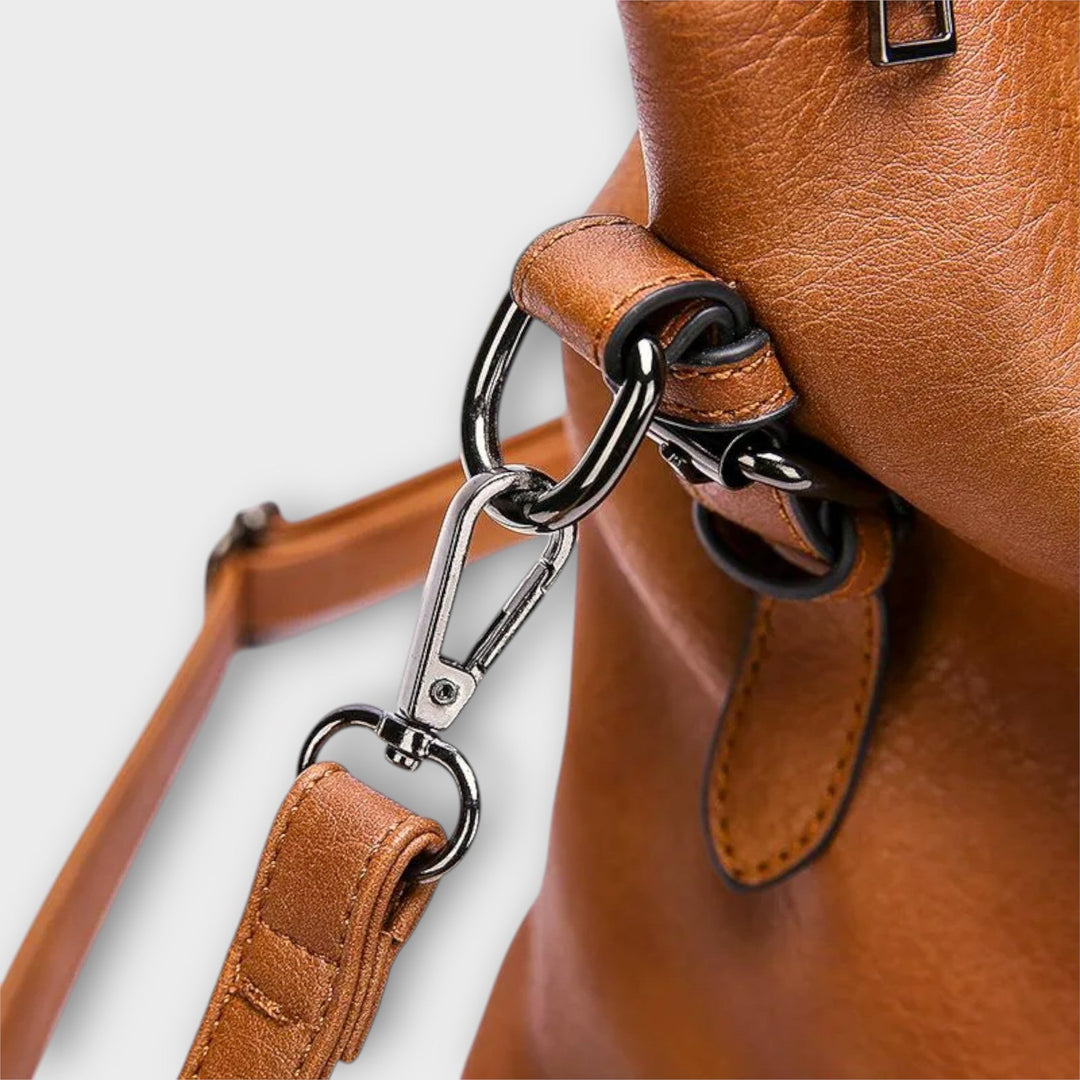 Julia – Elegant Shoulder Bag