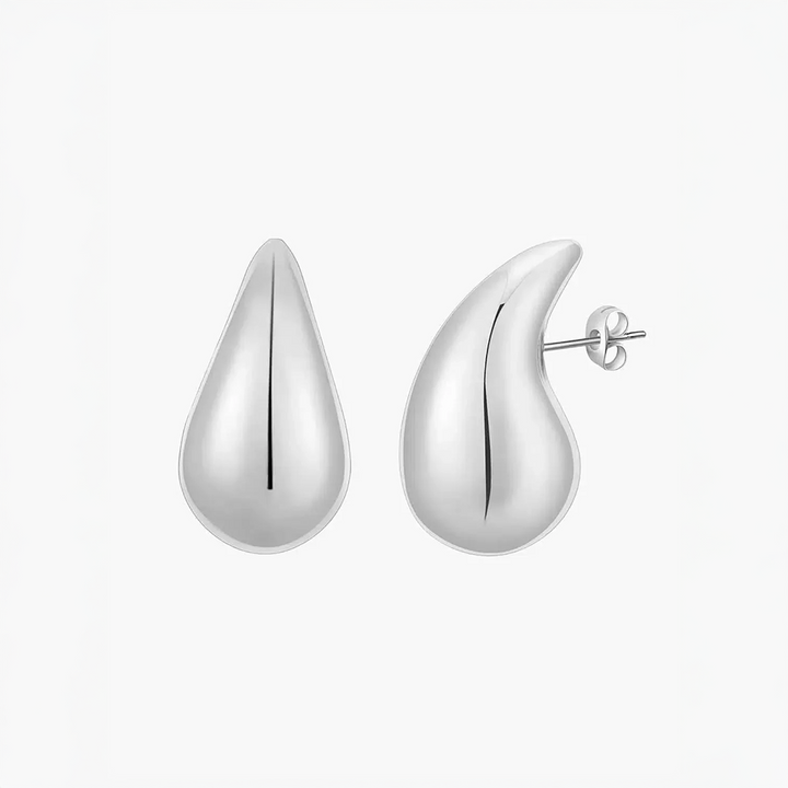 Doléane | Heart-Shaped Earrings with Timeless Style
