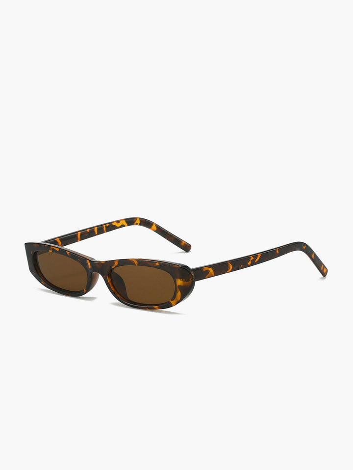Sunglasses, brown oval frame with tortoiseshell pattern, polycarbonate, Women
