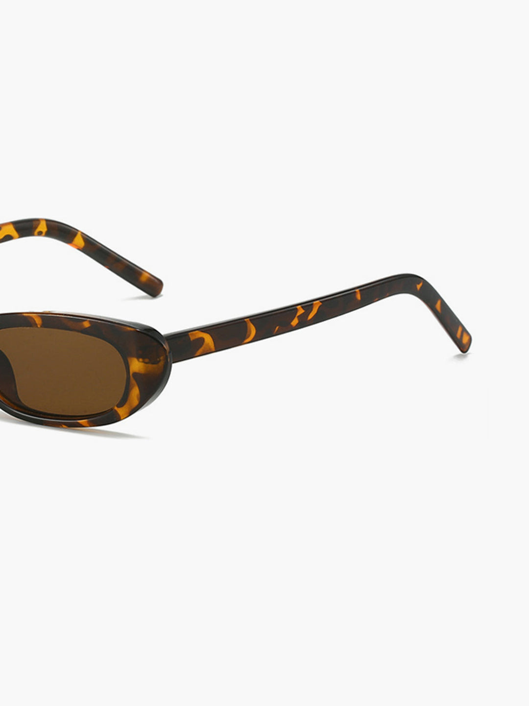 Sunglasses, brown oval frame with tortoiseshell pattern, polycarbonate, Women
