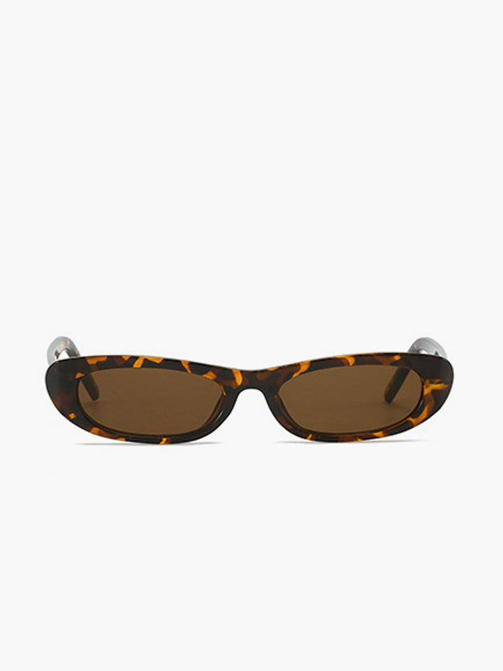 Sunglasses, brown oval frame with tortoiseshell pattern, polycarbonate, Women