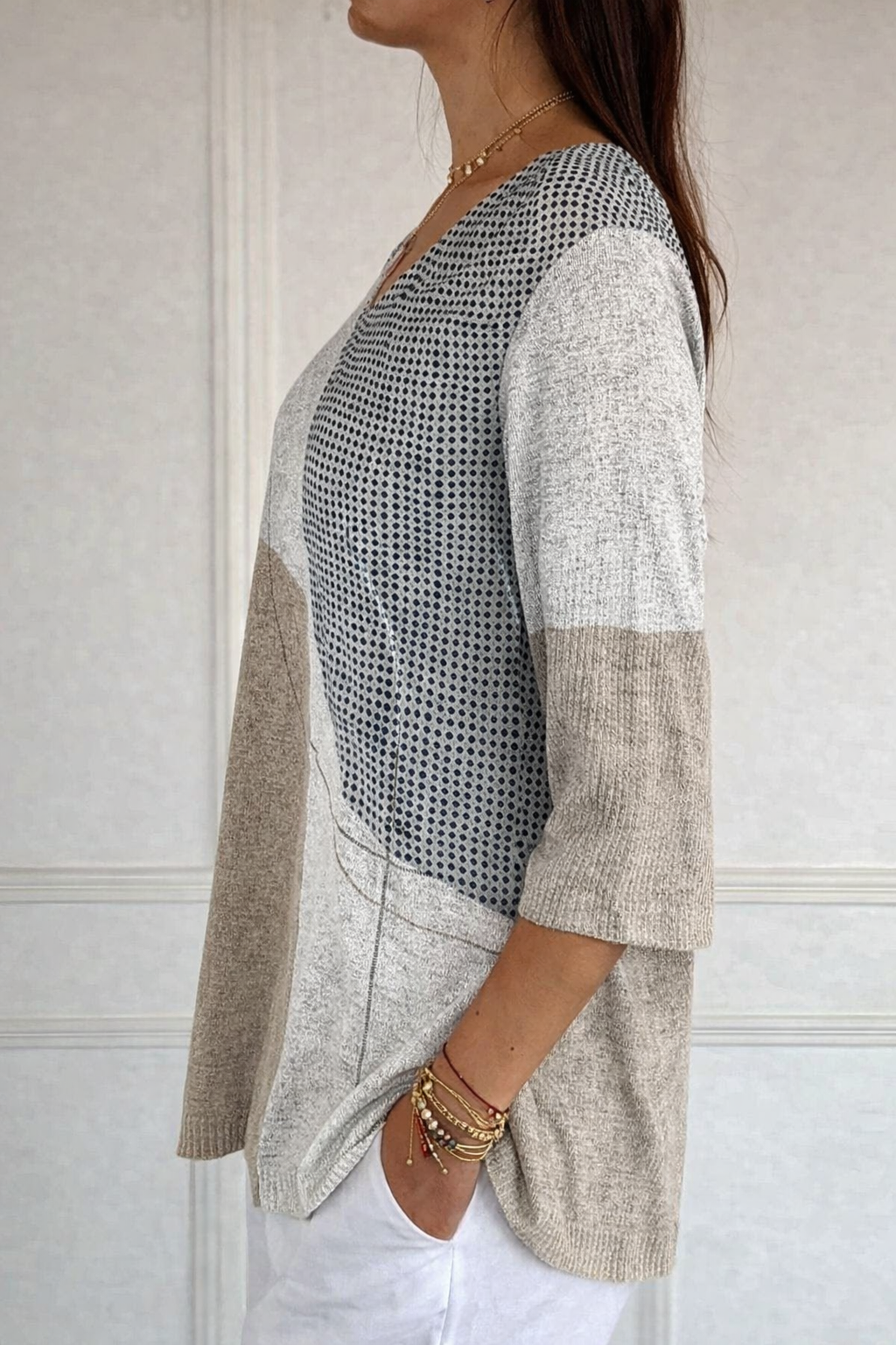 Casual Knit Sweater with Abstract Geometric Pattern for Women