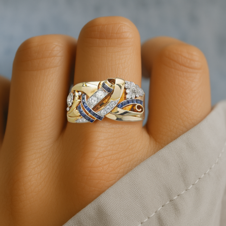 Soleva – Interwoven Gold Statement Ring