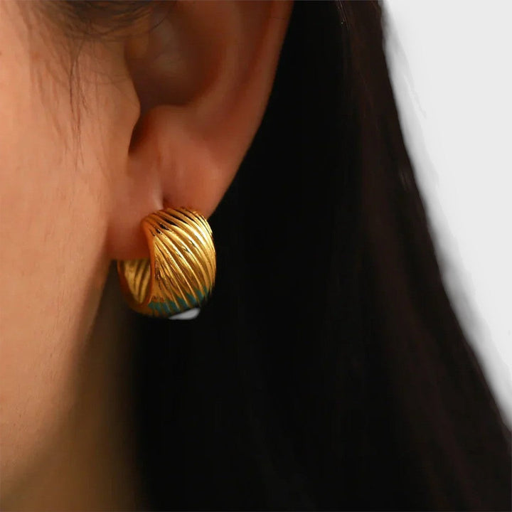Emy – Vintage-inspired hoops with a luxurious flair
