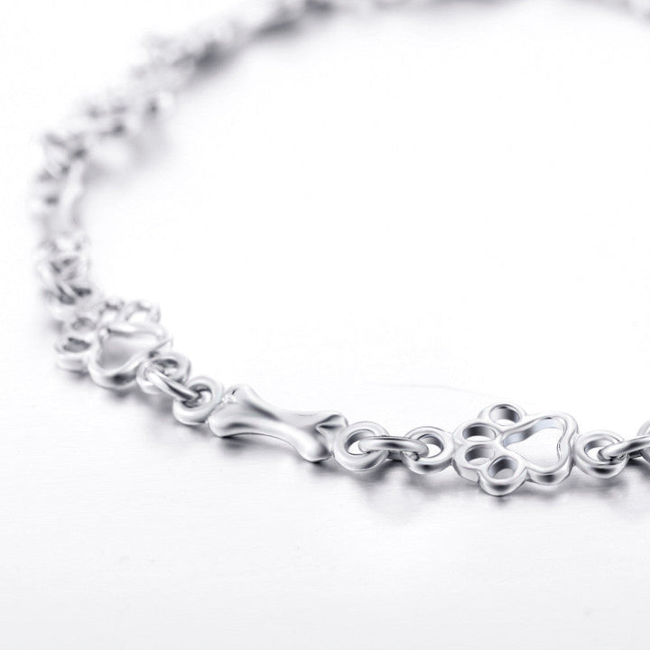 Solana – Paw and Bone Chain Bracelet with Quiet Charm
