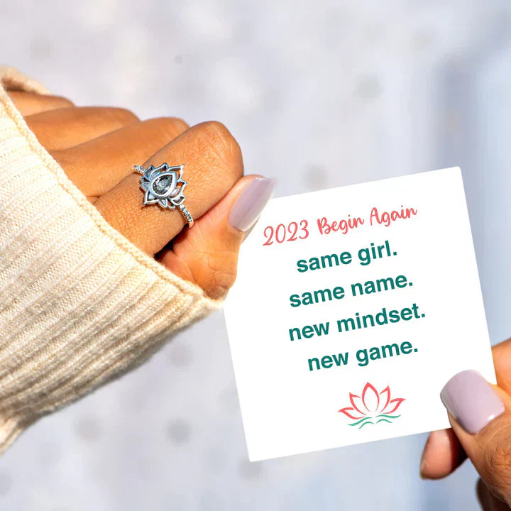 Calixa – Lotus Statement Ring
