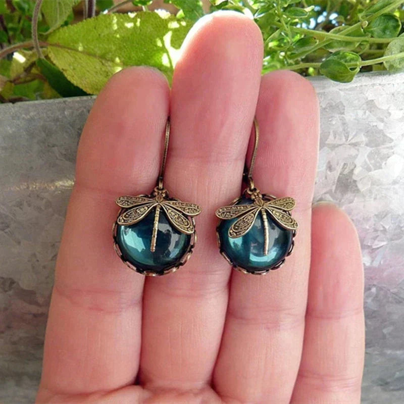 Lyvelle – Vintage-Style Dragonfly Earrings