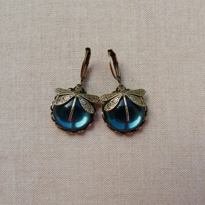 Lyvelle – Vintage-Style Dragonfly Earrings