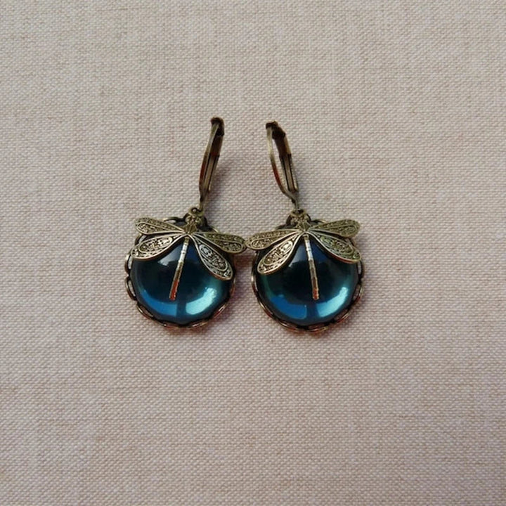 Lyvelle – Vintage-Style Dragonfly Earrings