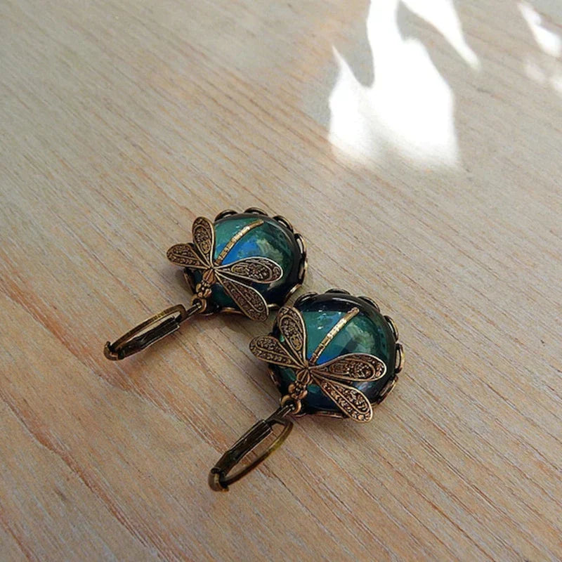 Lyvelle – Vintage-Style Dragonfly Earrings