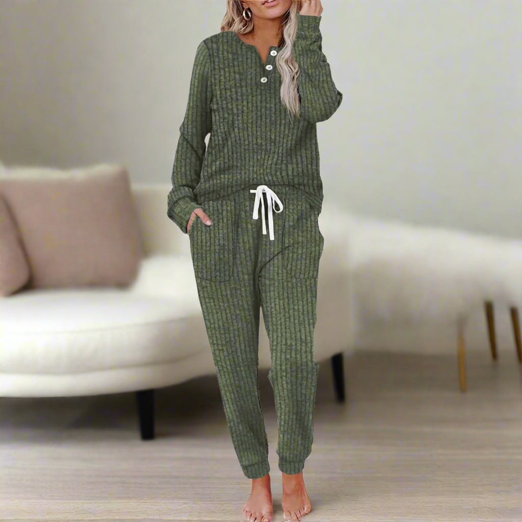 Adelaide | Women's Cozy Two-Piece Loungewear Set - Burgundy Red