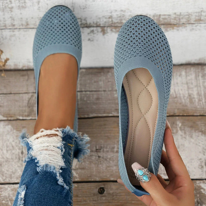Ainsley | Women's Orthopaedic Walking Shoes, Anti-Slip Shoe | The Shrader Sisters | Light Grey