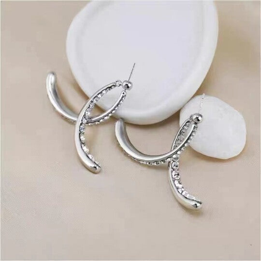 Lunarei – Curved Crystal Drop Earrings