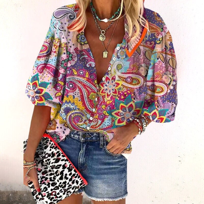 Chelsea | Women's Floral Boho Blouse, V-Neck Relaxed Fit Top | The Shrader Sisters | Roze