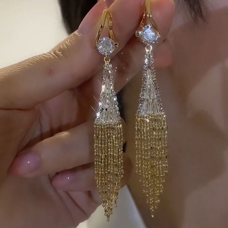 Liz – Cascading Crystal Fringe Earrings