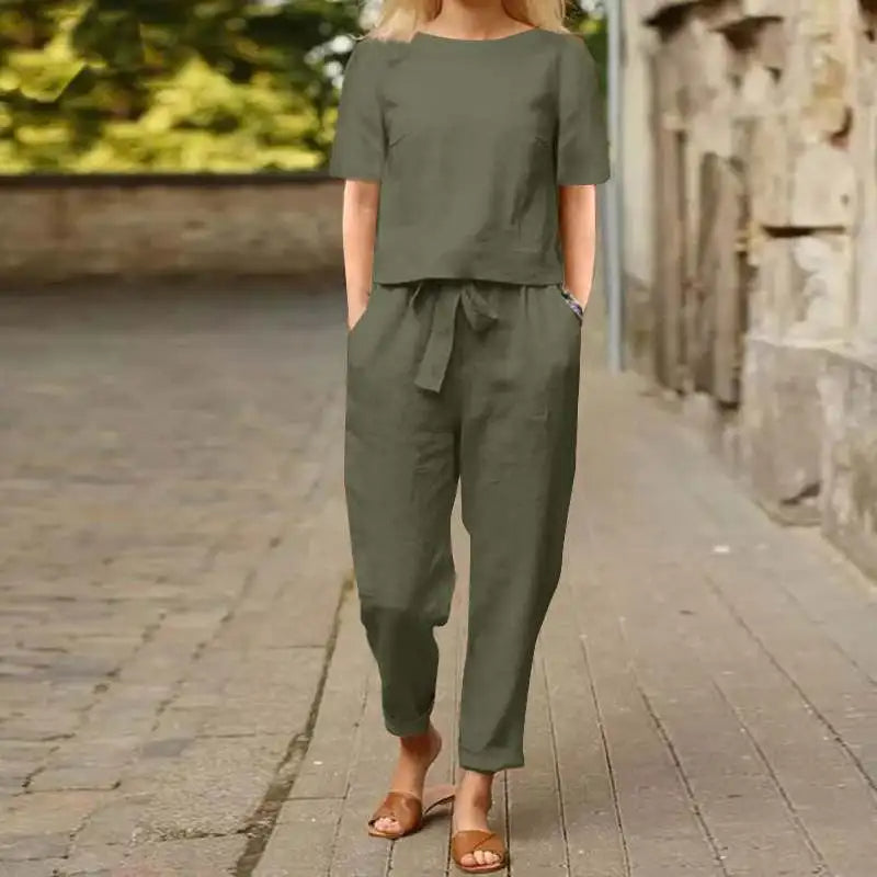 Charm | Chic Two-Piece Loungewear Set
