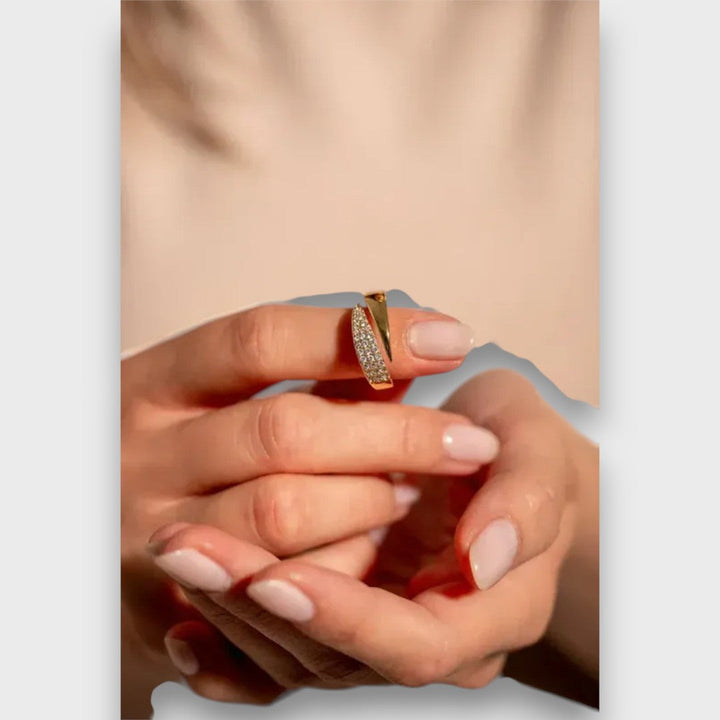 Aurena Haven Ring – Supporting the Fight Against Breast Cancer