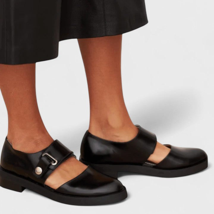 Indiana | Women's Elegant Slip-On Shoes, Comfortable Everyday Shoes | The Shrader Sisters