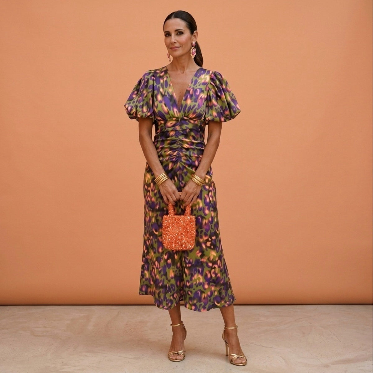 Kelsey | Women's V-Neckline Dress with Puffed Sleeves, Elegant Day Dress | The Shrader Sisters | Verde/Violeta