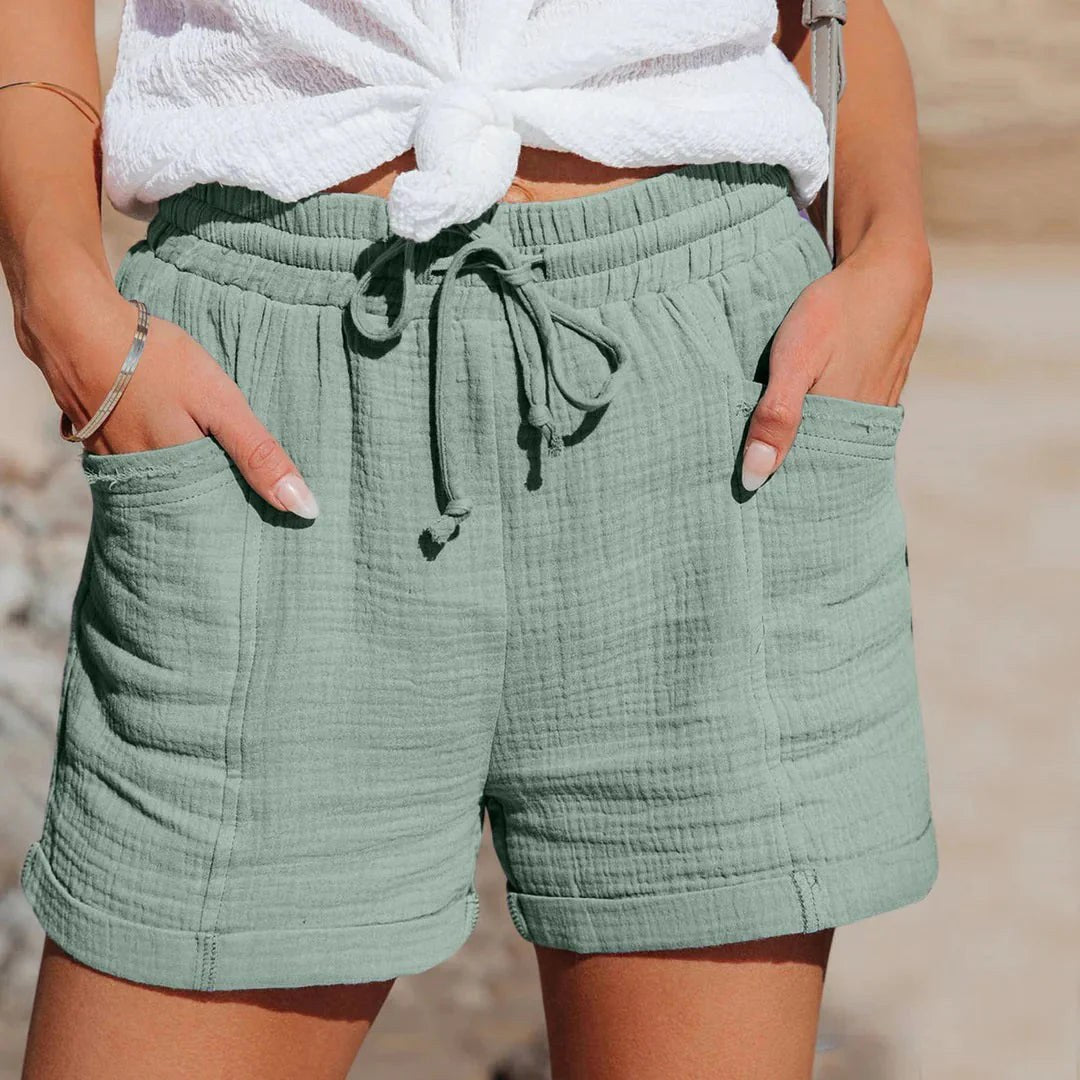 Kristy | Women's Lightweight Cotton Blend Shorts, Relaxed Fit Summer Shorts | The Shrader Sisters | Zwart