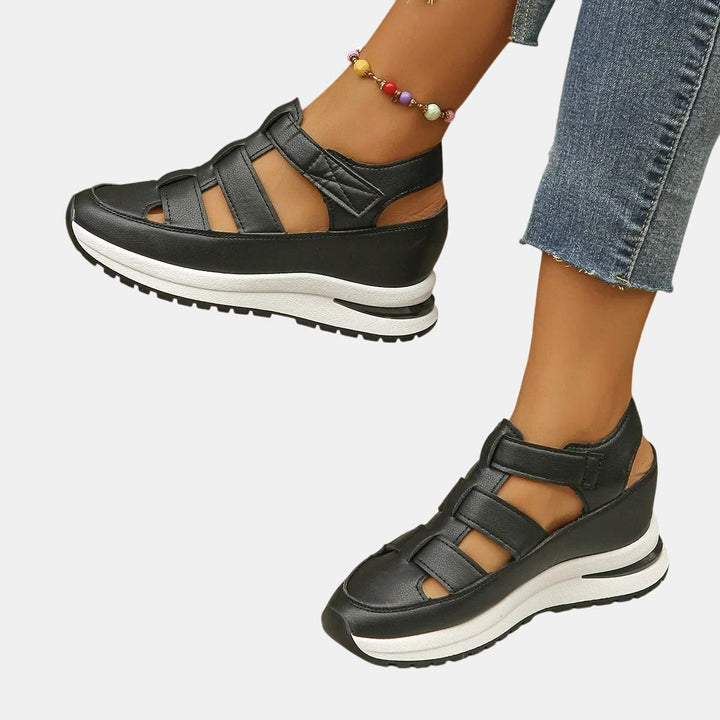 Madison | Women's Comfortable Flat Sandals - Brown