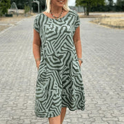 Maisie | Women's Printed Crew Neck Midi Dress