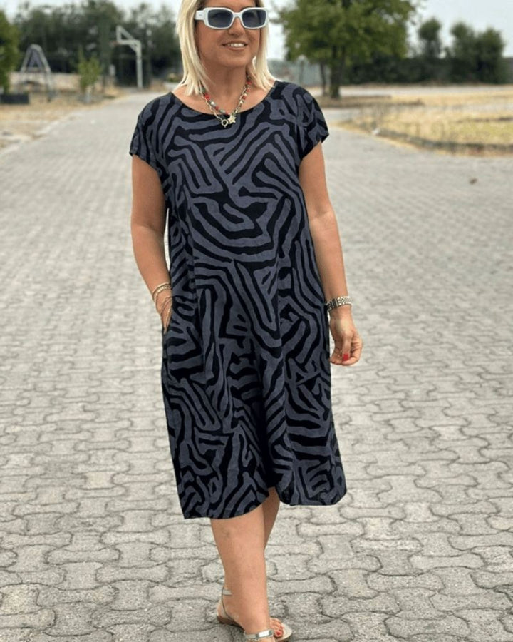 Maisie | Women's Printed Crew Neck Midi Dress - image 4