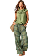 Narelle | Women's Relaxed Two-Piece Set, Wide-Leg Blouse and Trousers | The Shrader Sisters | Groen