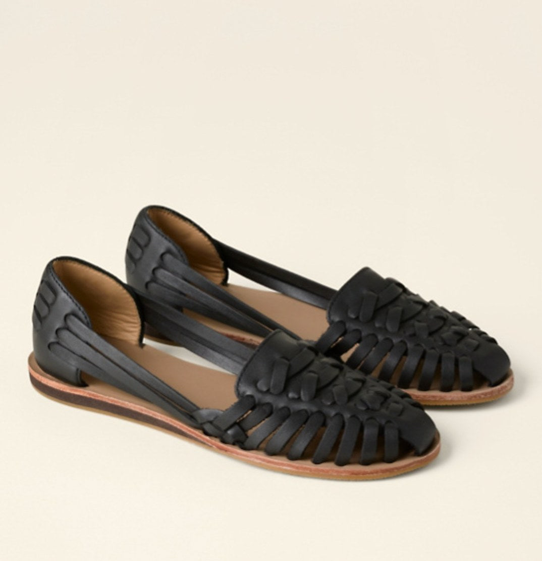 Rylie | Women's Flat Woven Slip-On Sandals, Closed-Toe Summer Sandals | The Shrader Sisters | Black