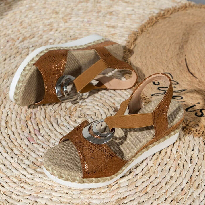Sariah | Women's Orthopaedic Sandals with Adjustable Strap, Supportive Comfort Sandals | The Shrader Sisters