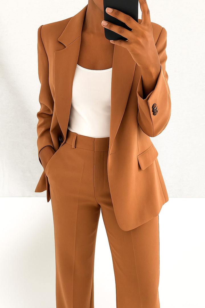 Savannah | Women's Tailored Two-Piece Suit Set - image 9