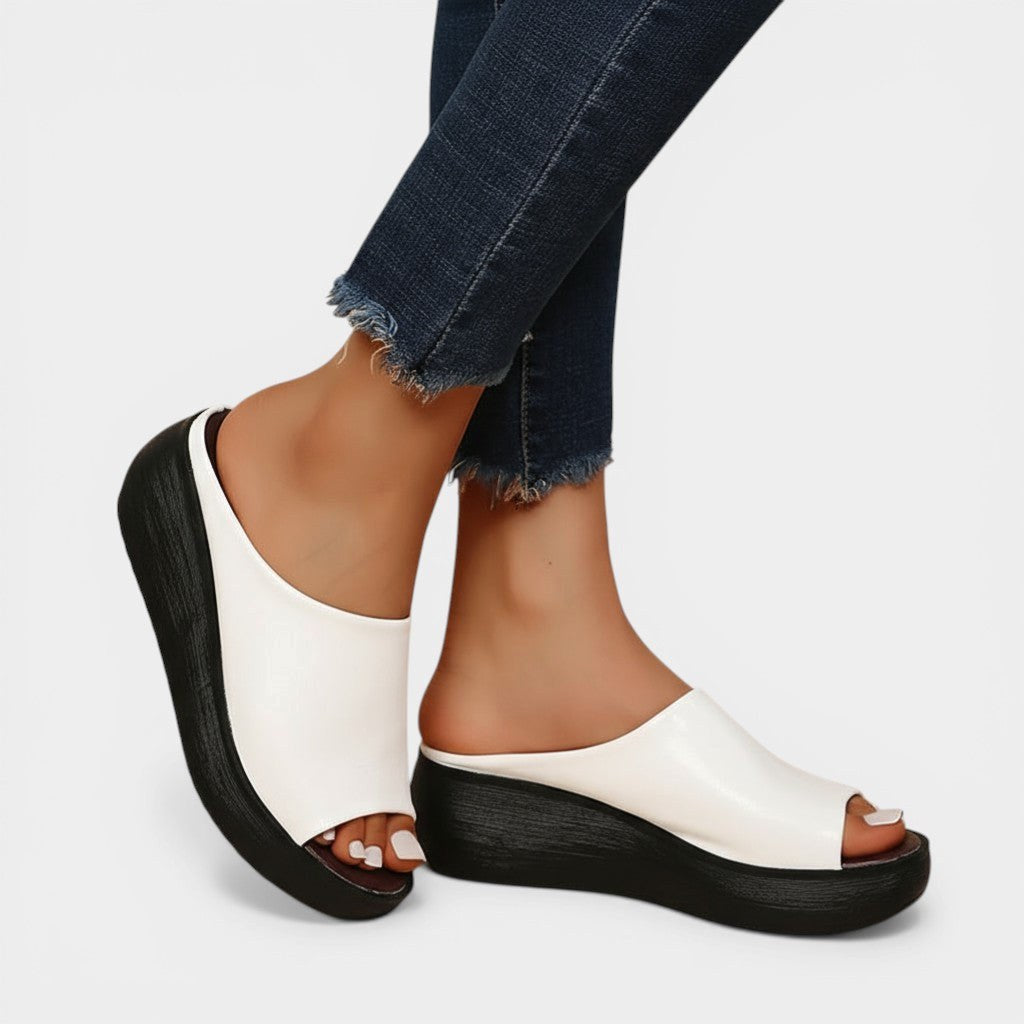 Tahnee | Women's Orthopaedic Slip-On Sandals, Comfort Everyday Sandals | The Shrader Sisters | Blanco